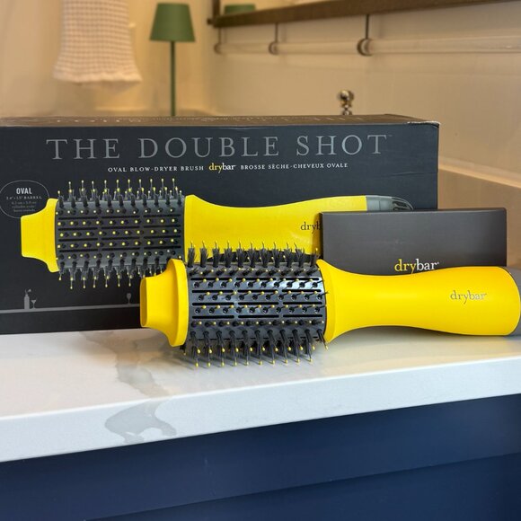 NEW Drybar The Double Shot Blow-Dryer Brush - NIB Retail $155 UPC 819204014870 - Picture 1 of 8